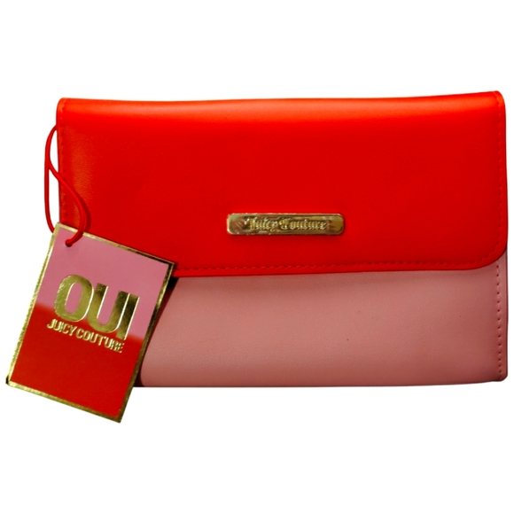 Juicy Couture Beauty Crossbody - Picture 2 of 7